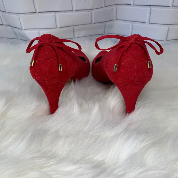 Coach and Four Red Heels - Picture 7 of 7